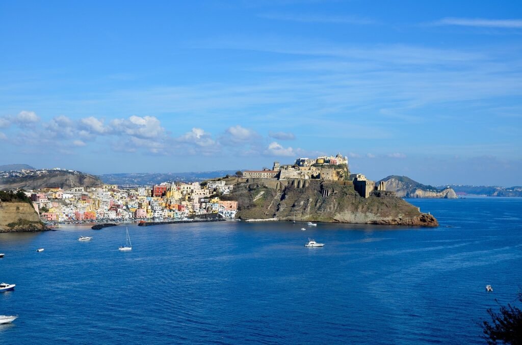 Procida 3916980 1280